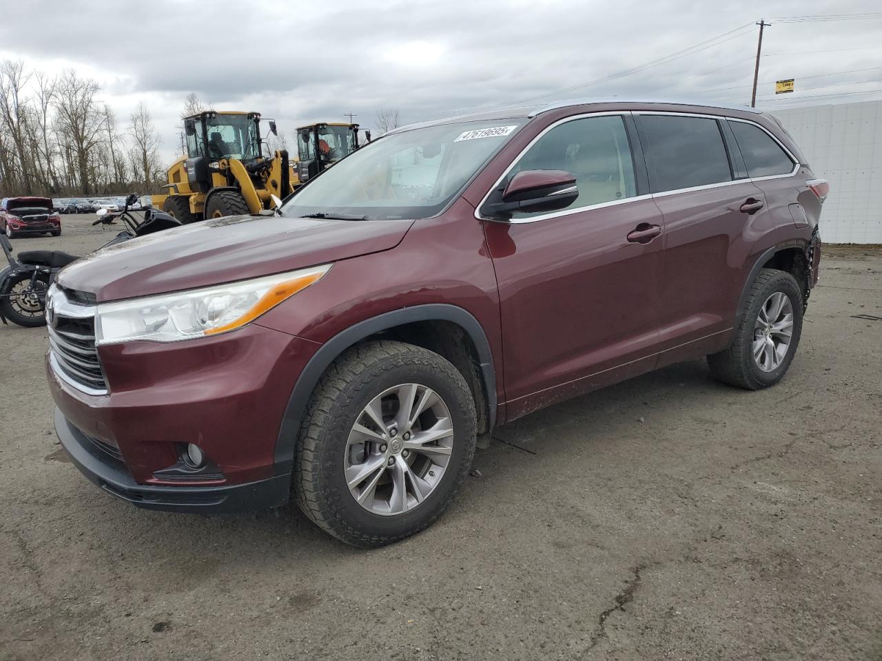 2014 Toyota Highlander - Image 1