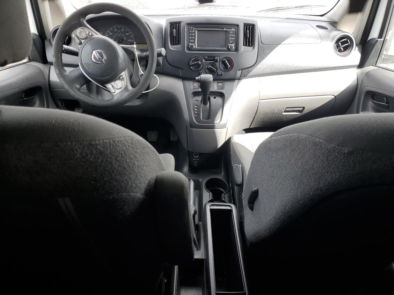 2013 Nissan NV - Image 8