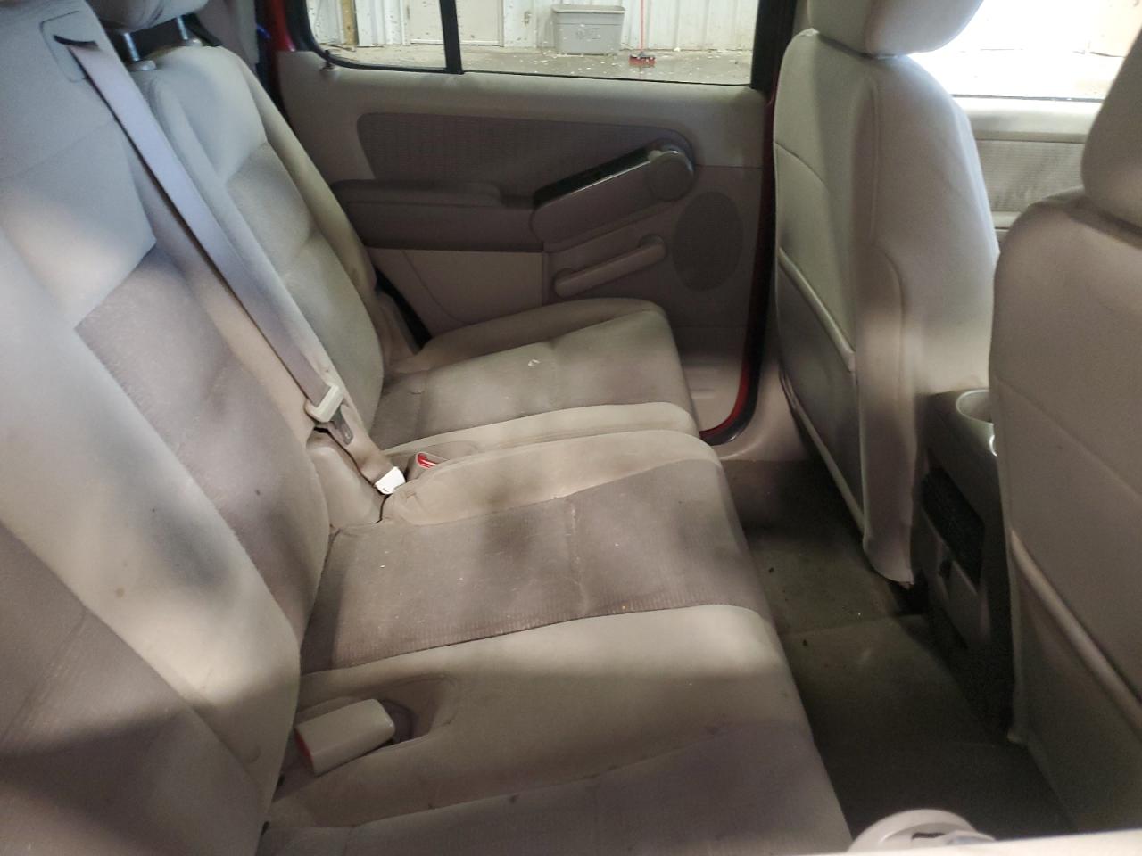 2007 Ford Explorer - Image 11