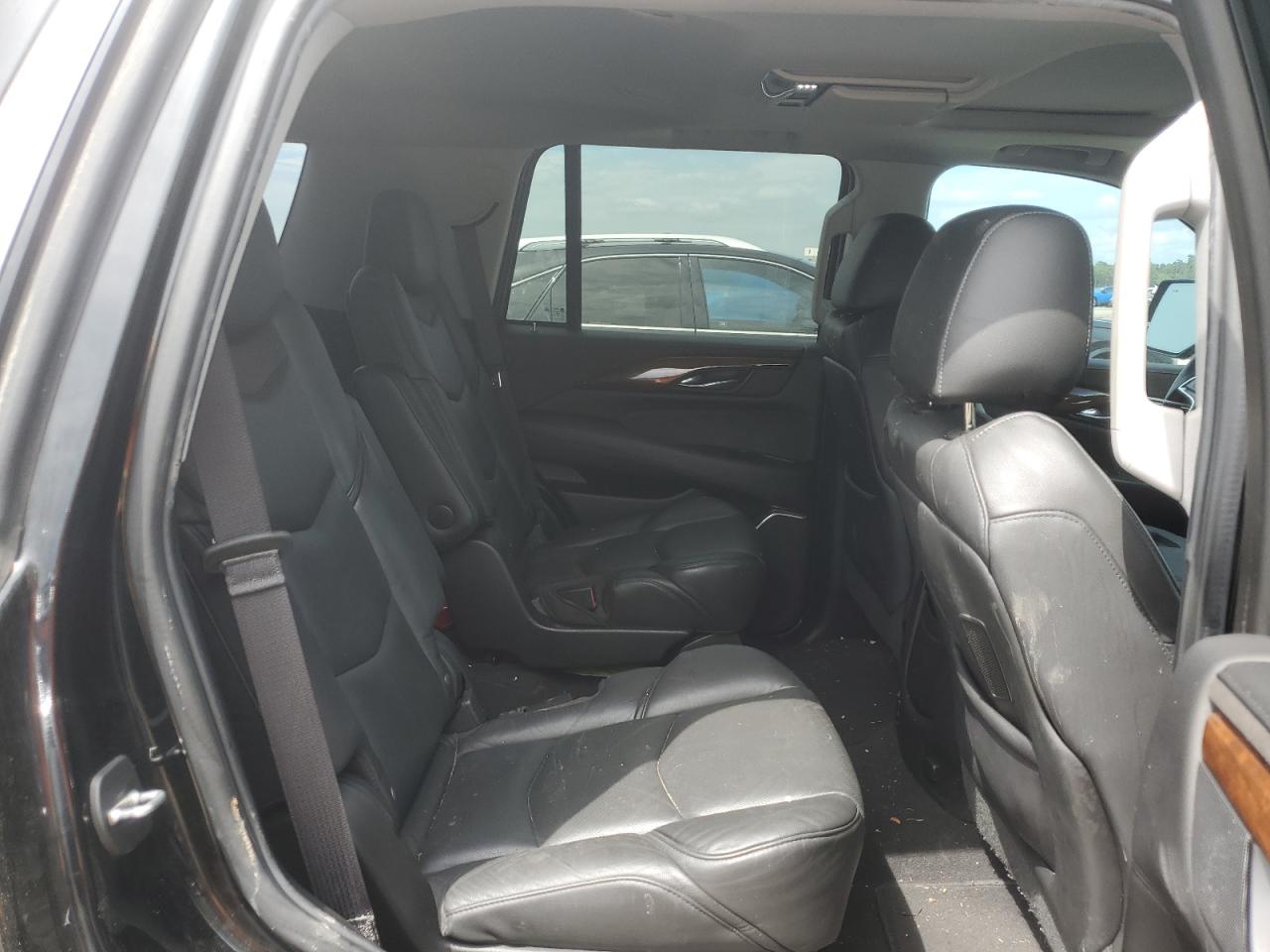2019 Cadillac Escalade Luxury VIN: 1GYS4BKJ8KR319783 Lot: 50950145