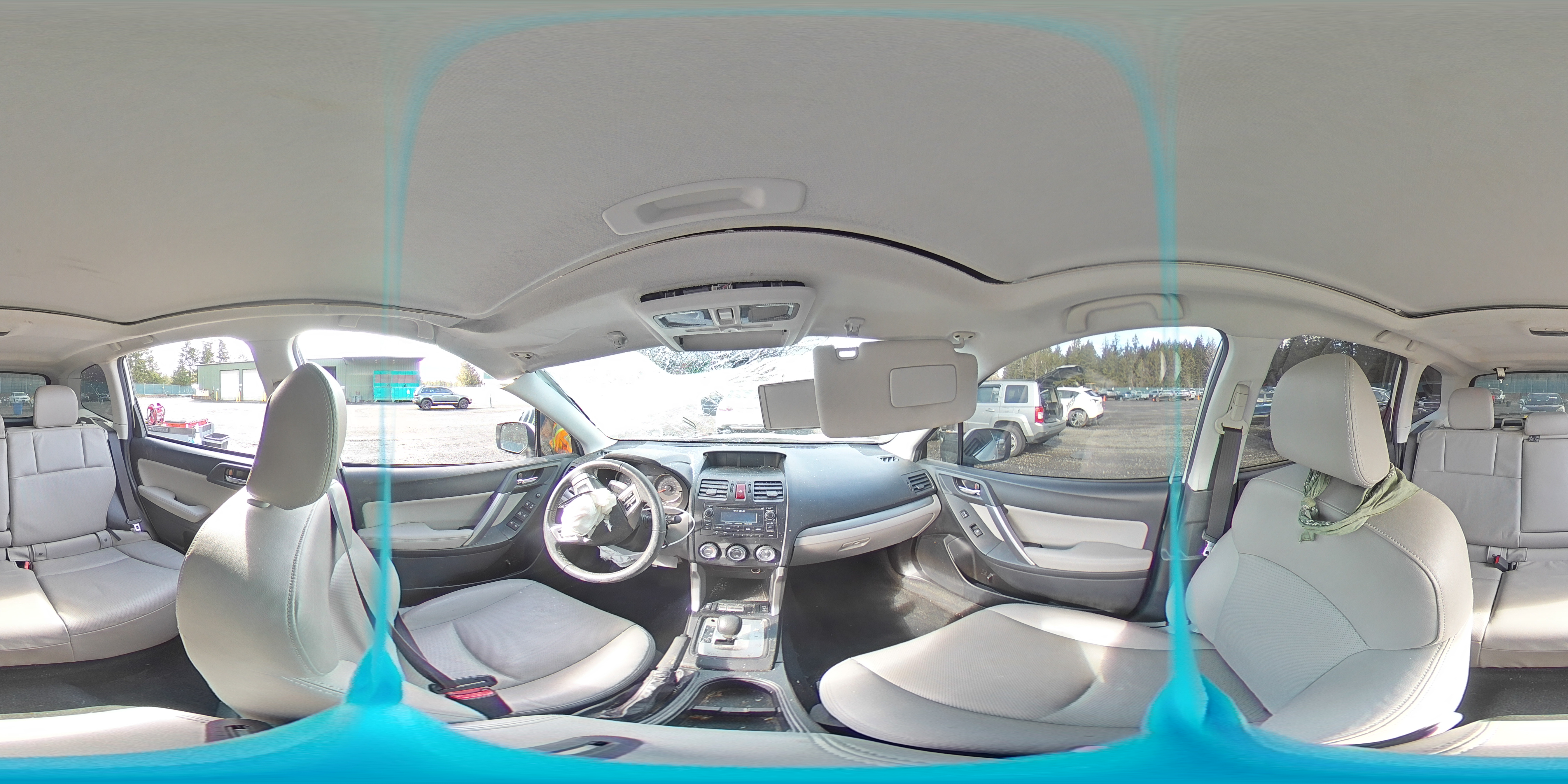 2015 Subaru Forester - Image 13