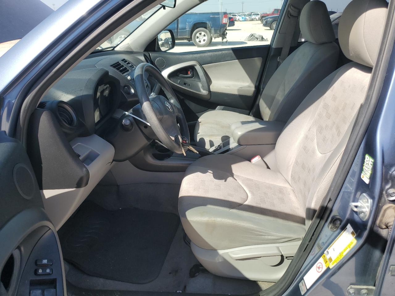 2010 Toyota RAV 4 - Image 7