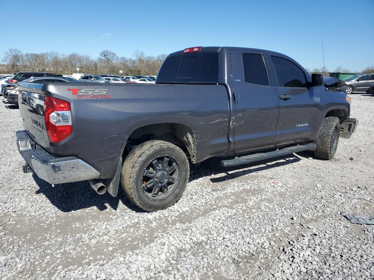 2015 Toyota Tundra - Image 3