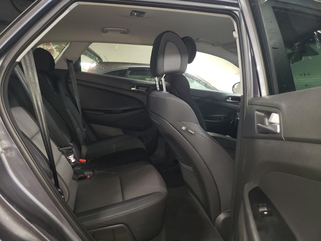 2017 Hyundai Tucson - Image 10
