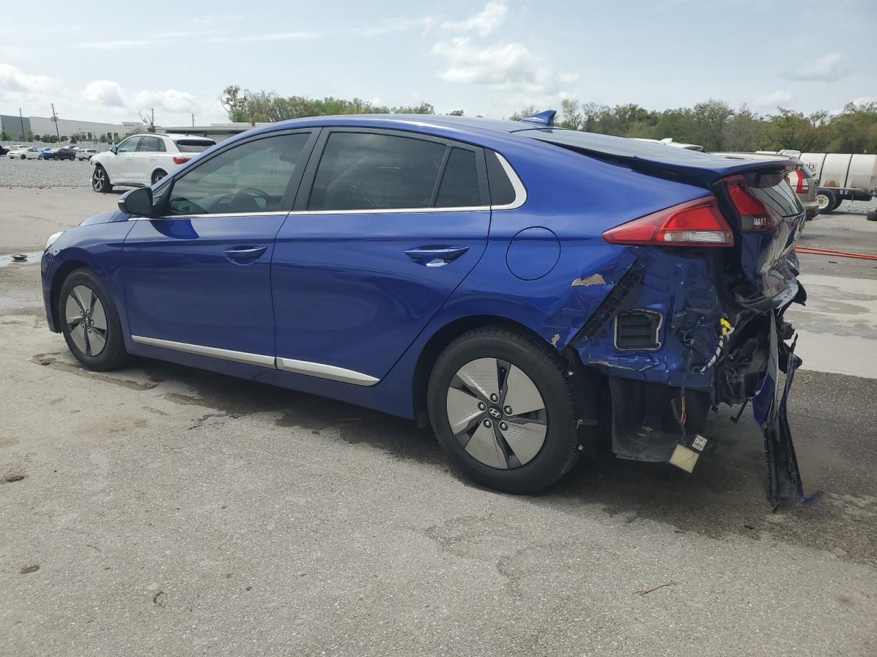 2021 Hyundai IONIQ - Image 2