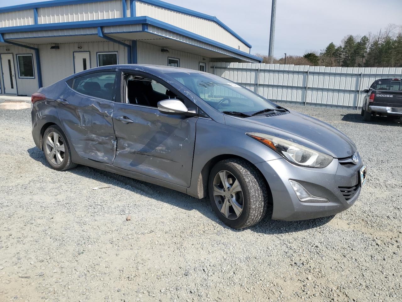 2016 Hyundai Elantra - Image 4