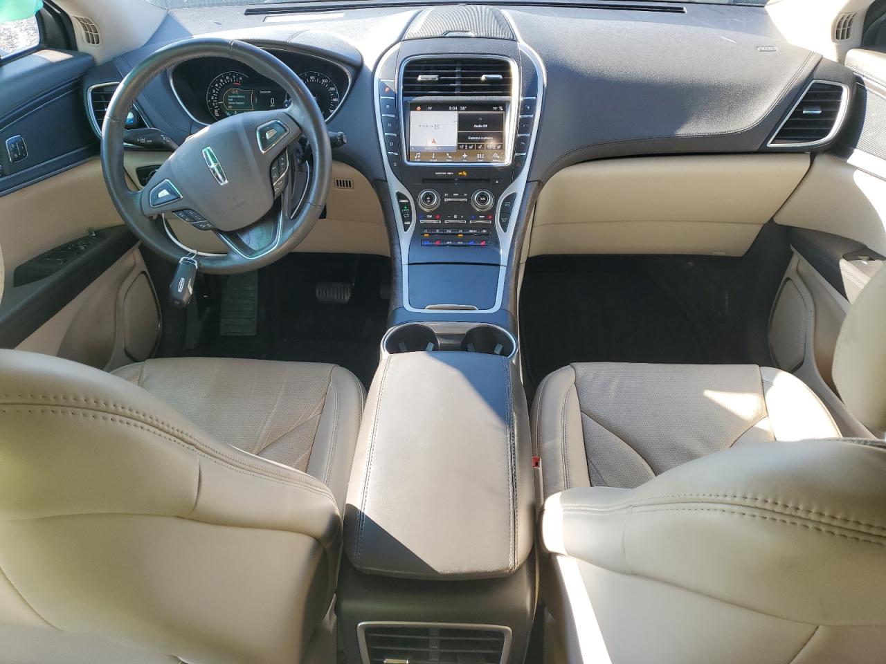 2017 Lincoln MKX - Image 8