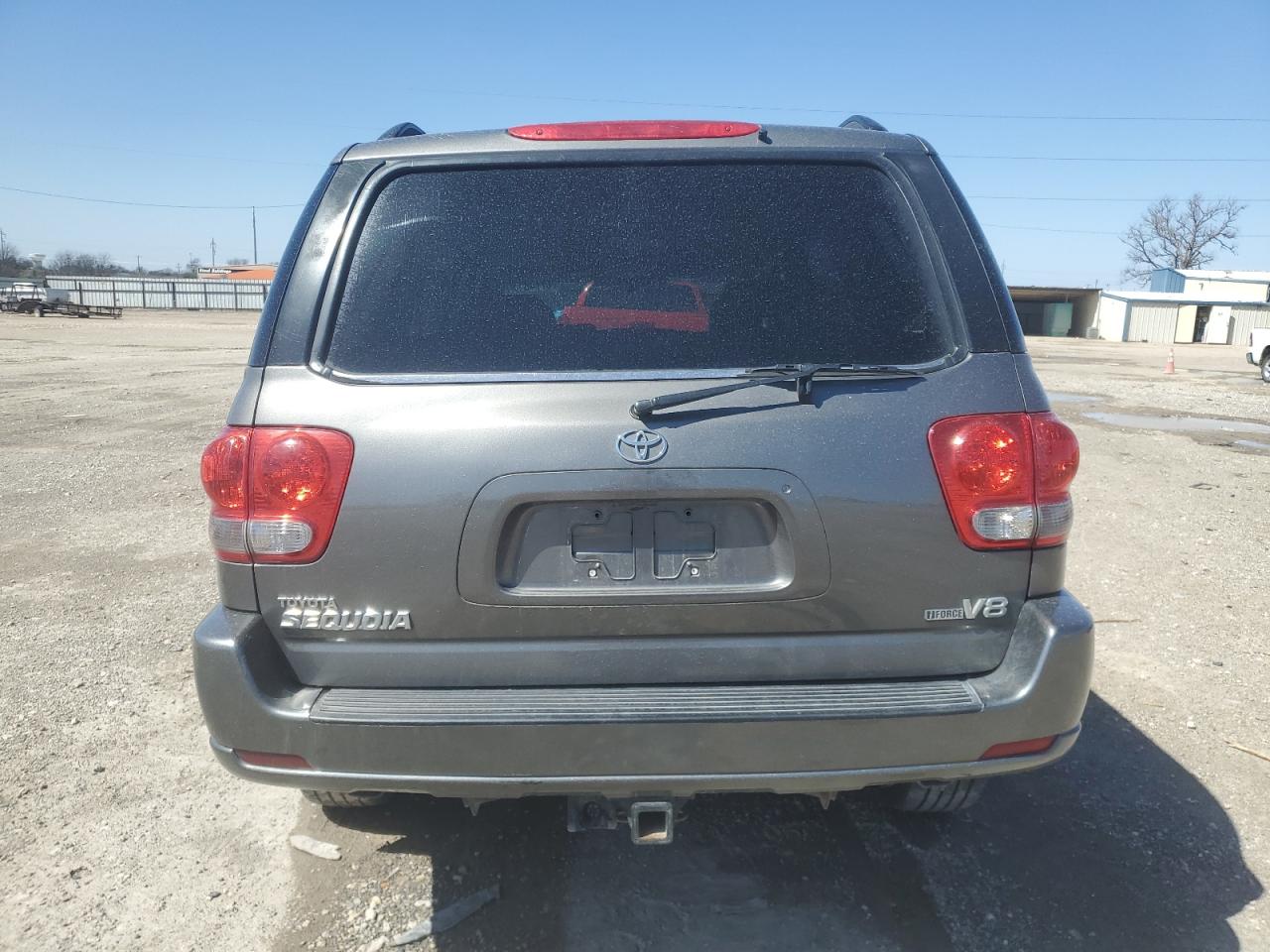 2005 Toyota Sequoia - Image 6