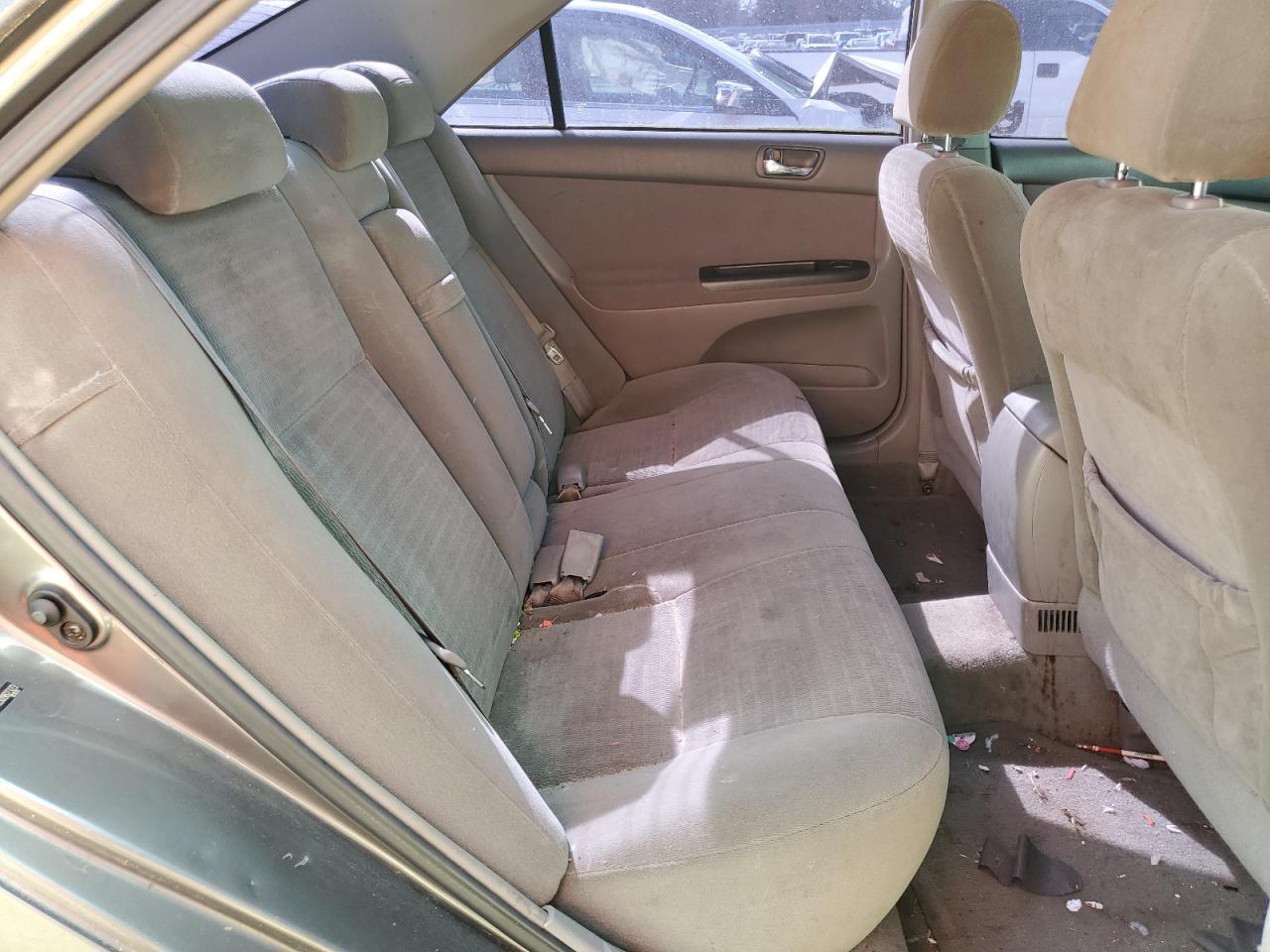 2005 Toyota Camry - Image 10