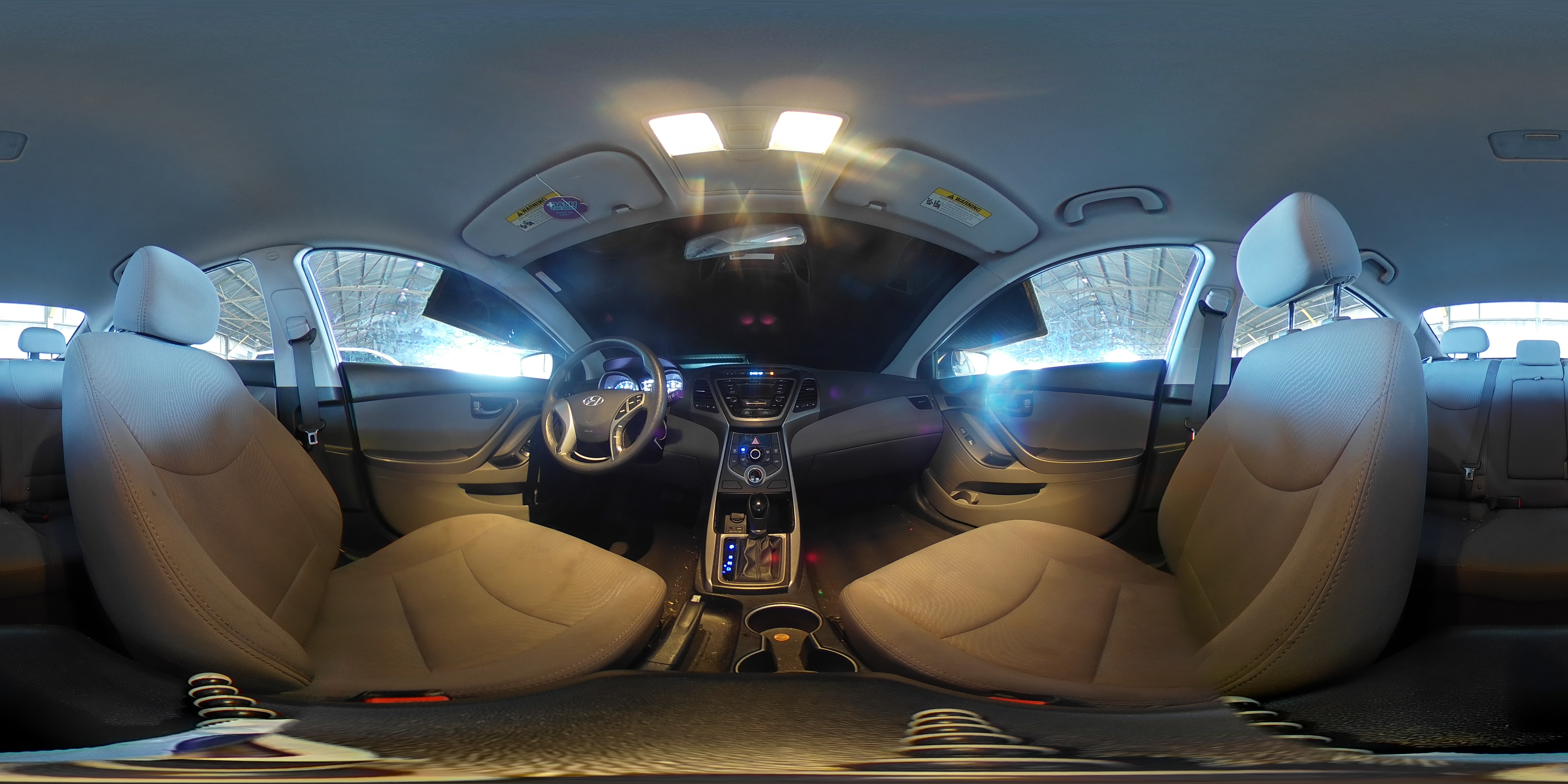 2016 Hyundai Elantra - Image 13