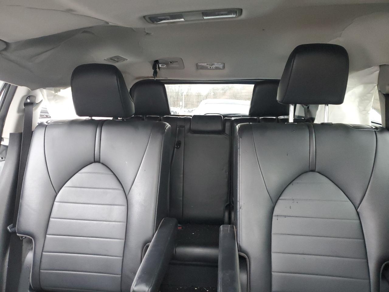 2021 Toyota Highlander - Image 10