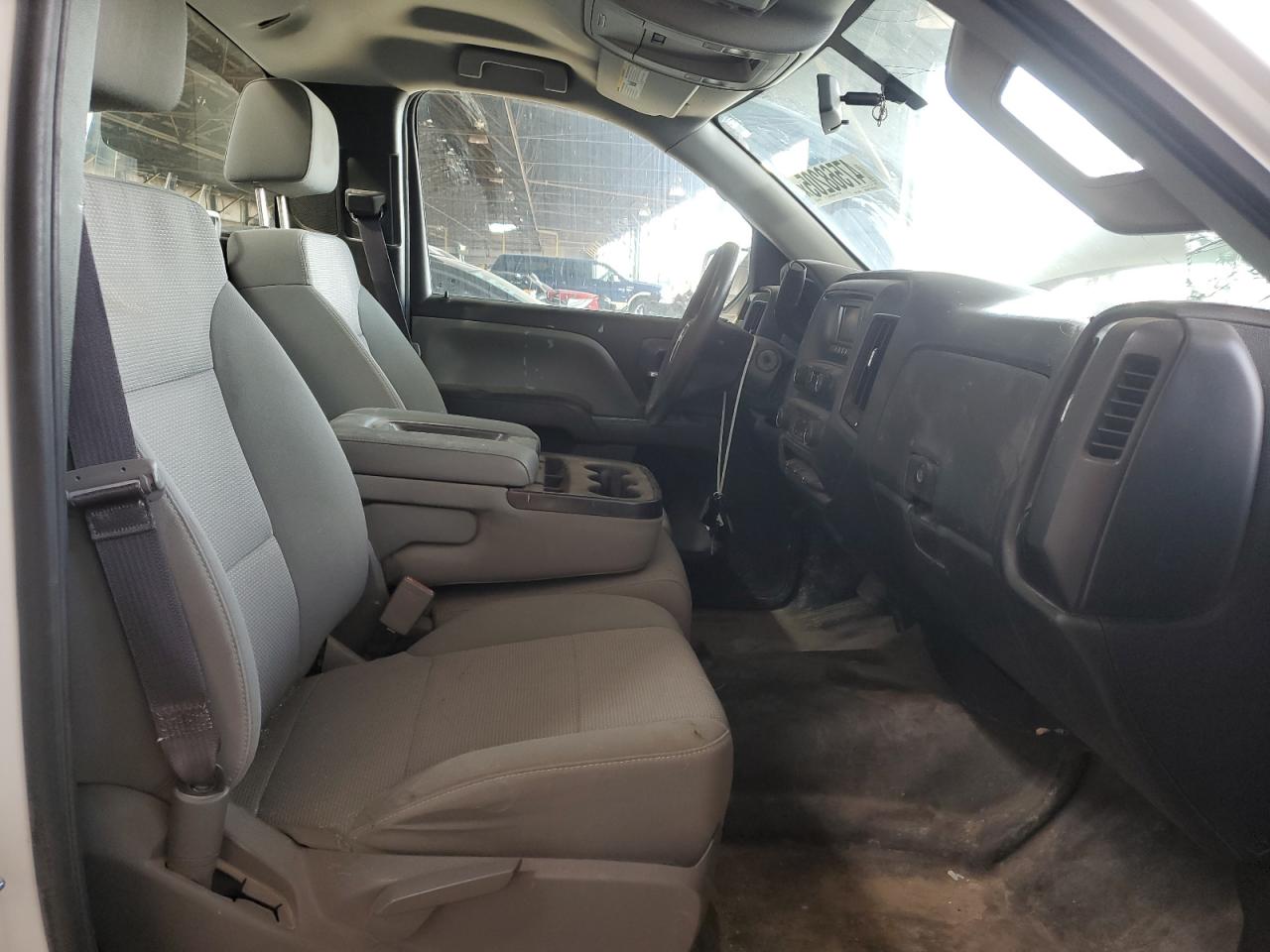 2017 GMC Sierra - Image 10