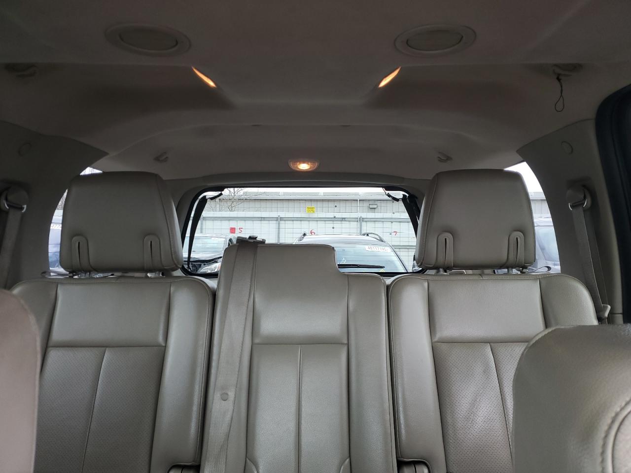 2012 Ford Expedition - Image 10