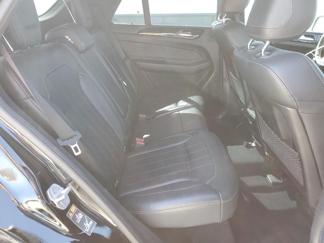2017 Mercedes-Benz GLE - Image 11