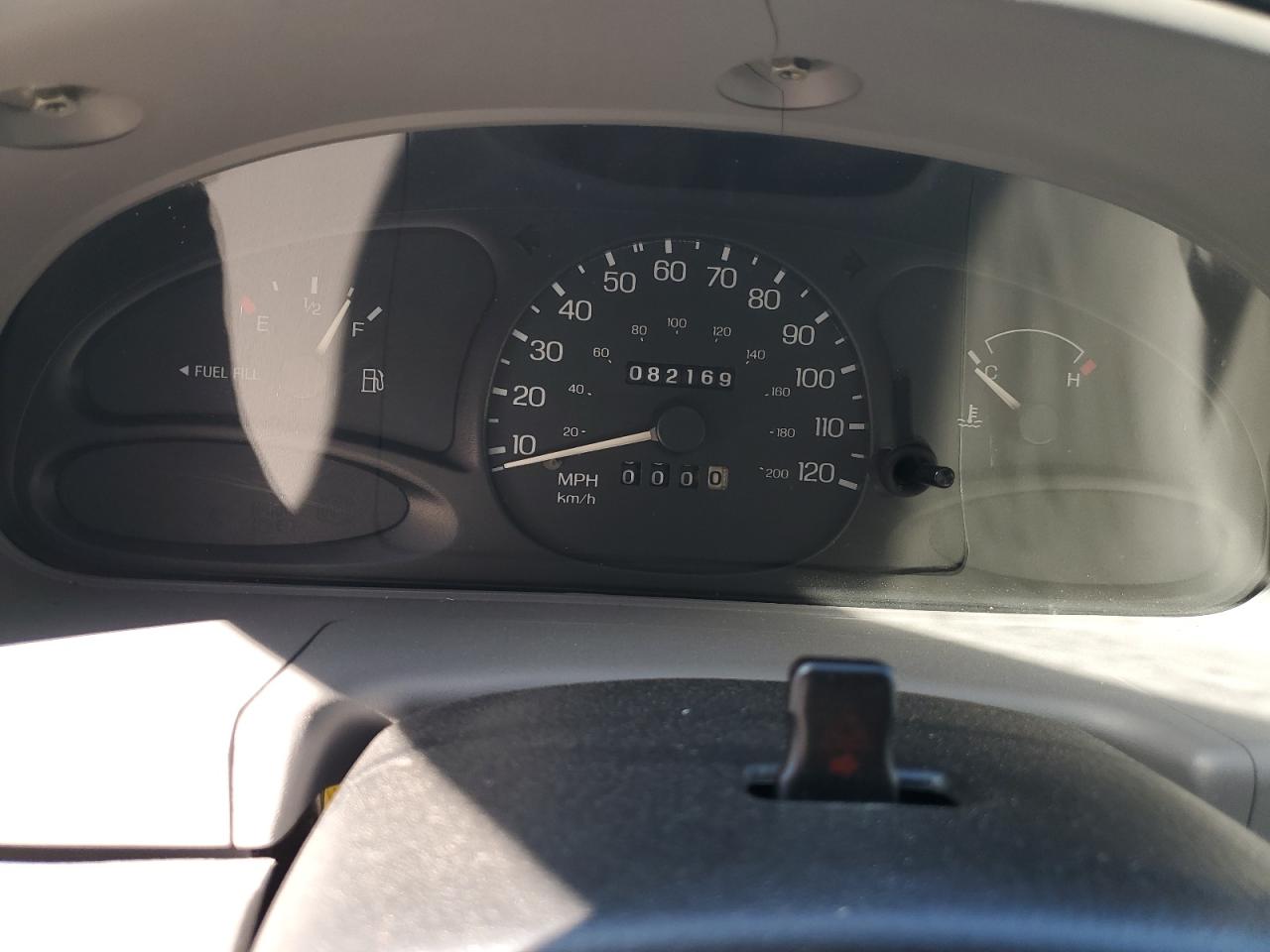 1999 Ford Escort - Image 9