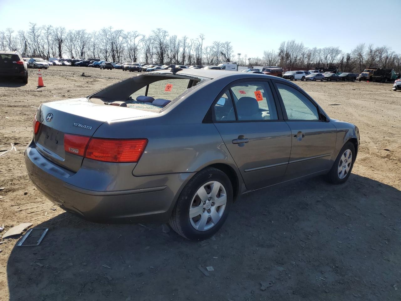 2009 Hyundai Sonata - Image 3