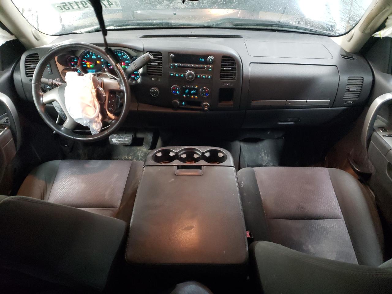 2011 GMC Sierra - Image 8