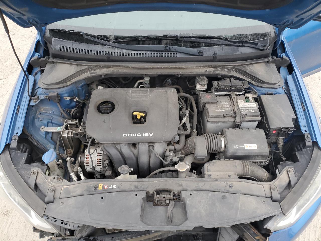 2017 Hyundai Elantra - Image 11