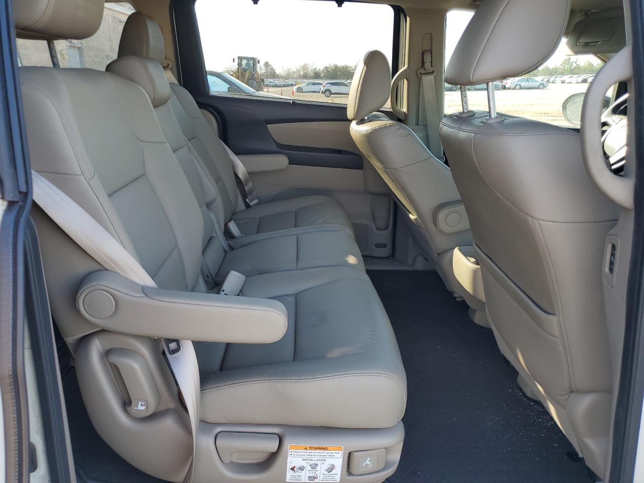 2016 Honda Odyssey - Image 11