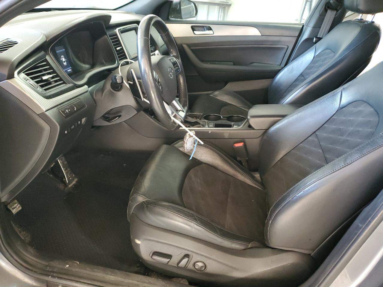 2018 Hyundai Sonata - Image 7