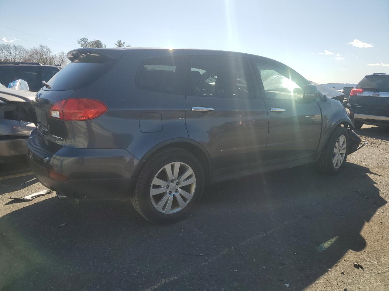 2012 Subaru Tribeca - Image 3