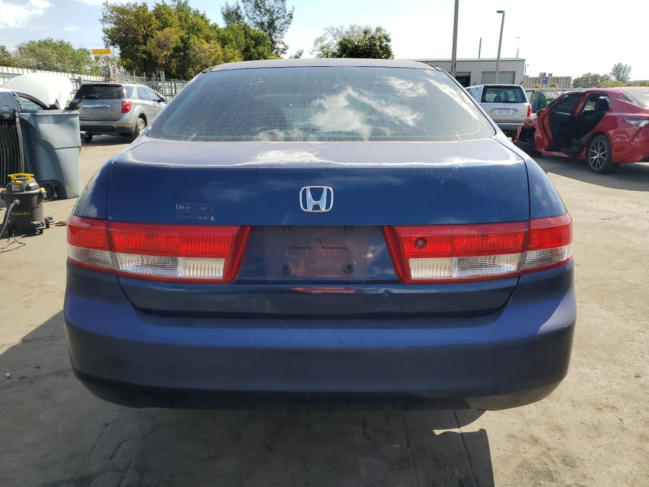 2004 Honda Accord - Image 6