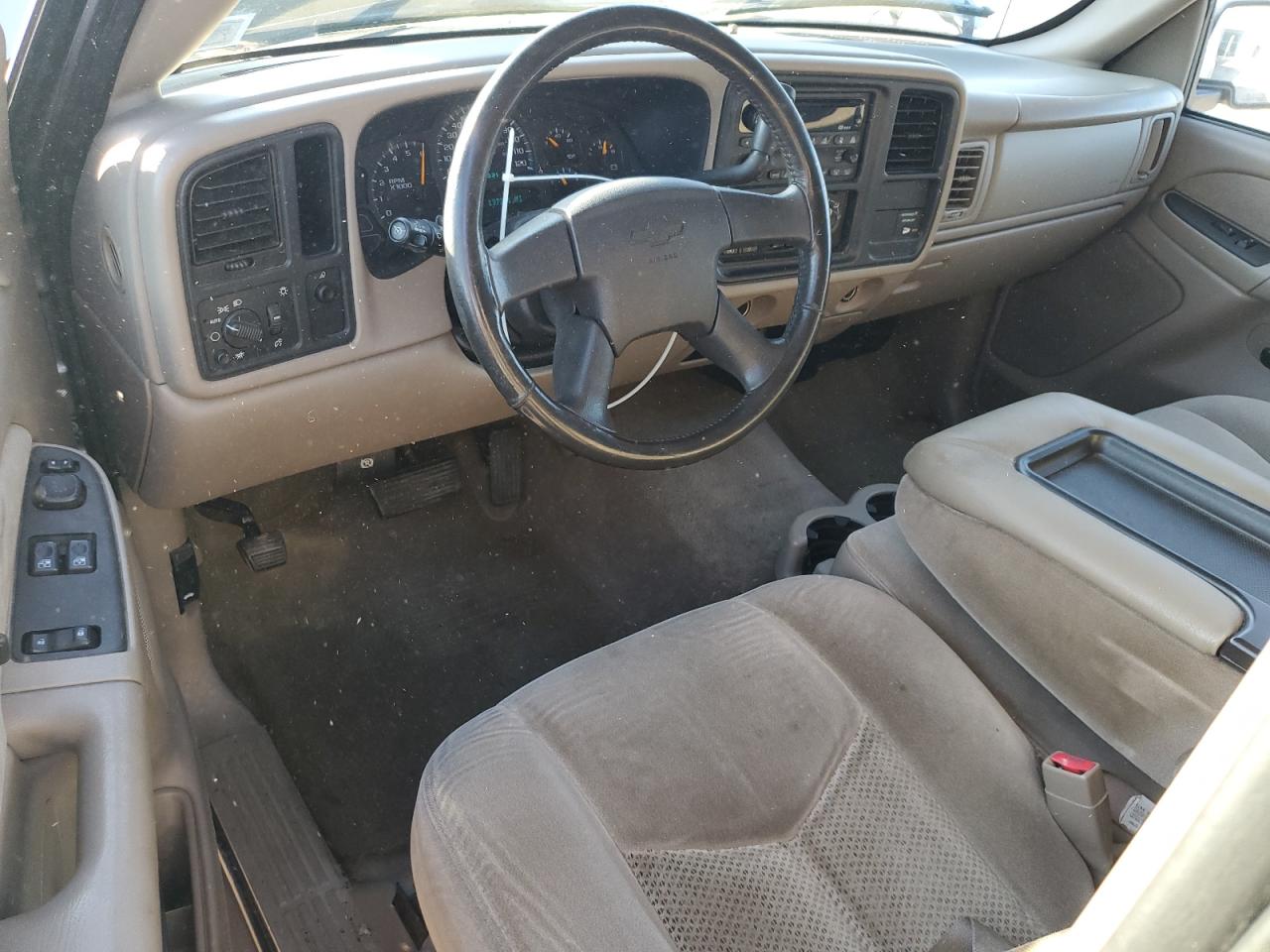 2003 Chevrolet Silverado - Image 8