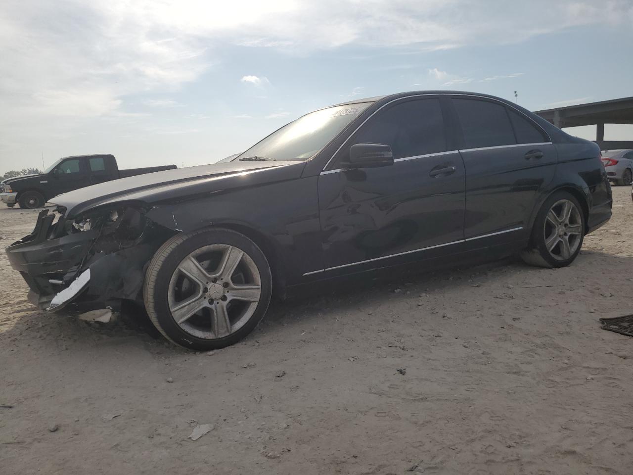 2011 Mercedes-Benz C-klasse - Image 1