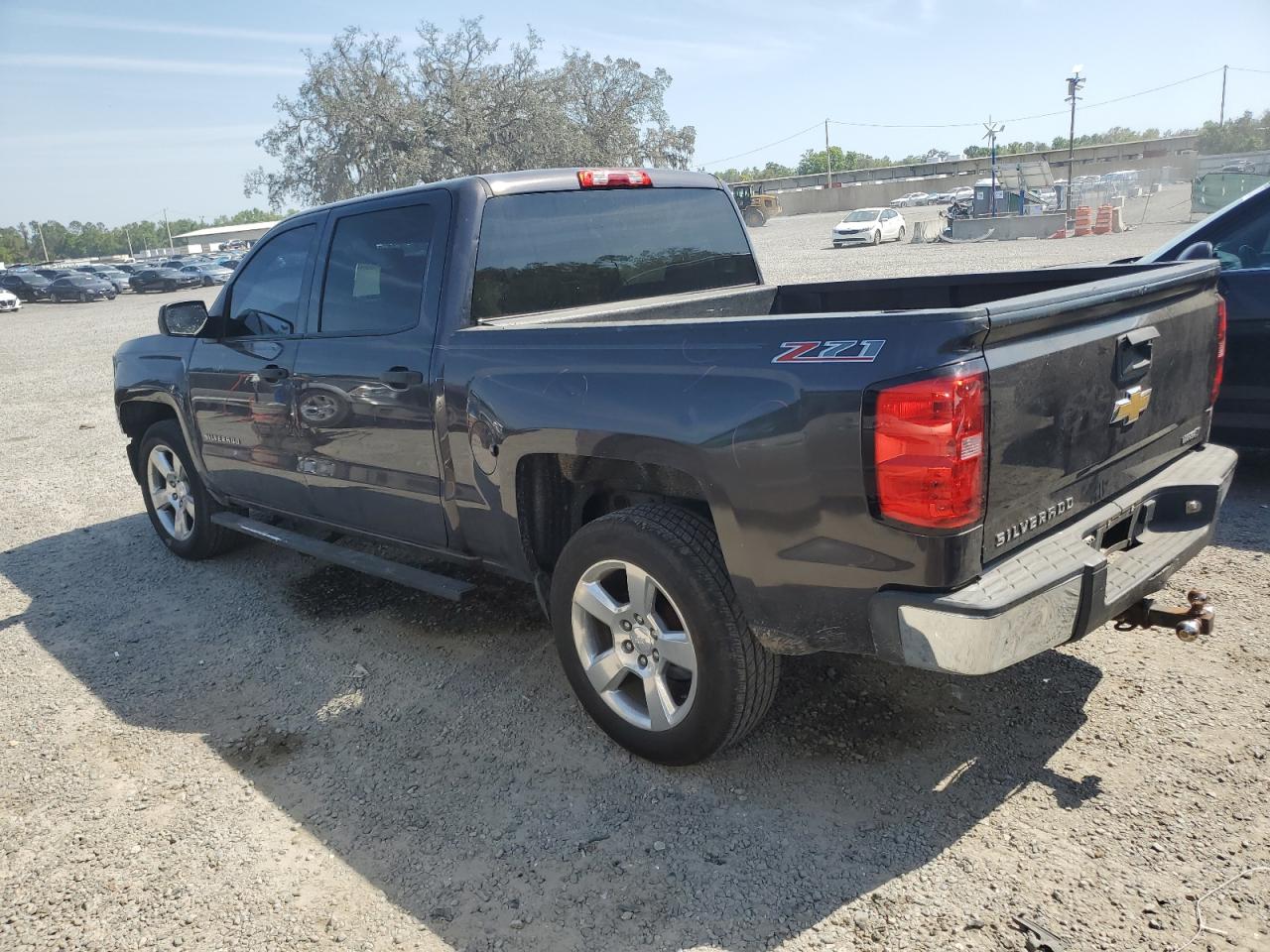 2014 Chevrolet Silverado - Image 2
