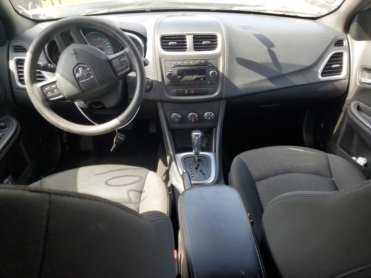 2012 Dodge Avenger - Image 8