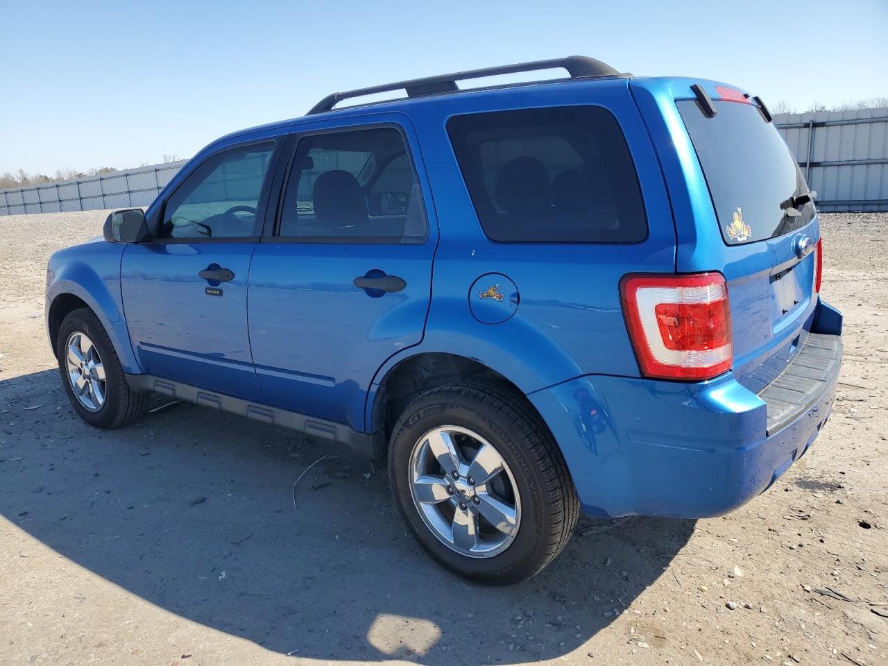 2011 Ford Escape - Image 2