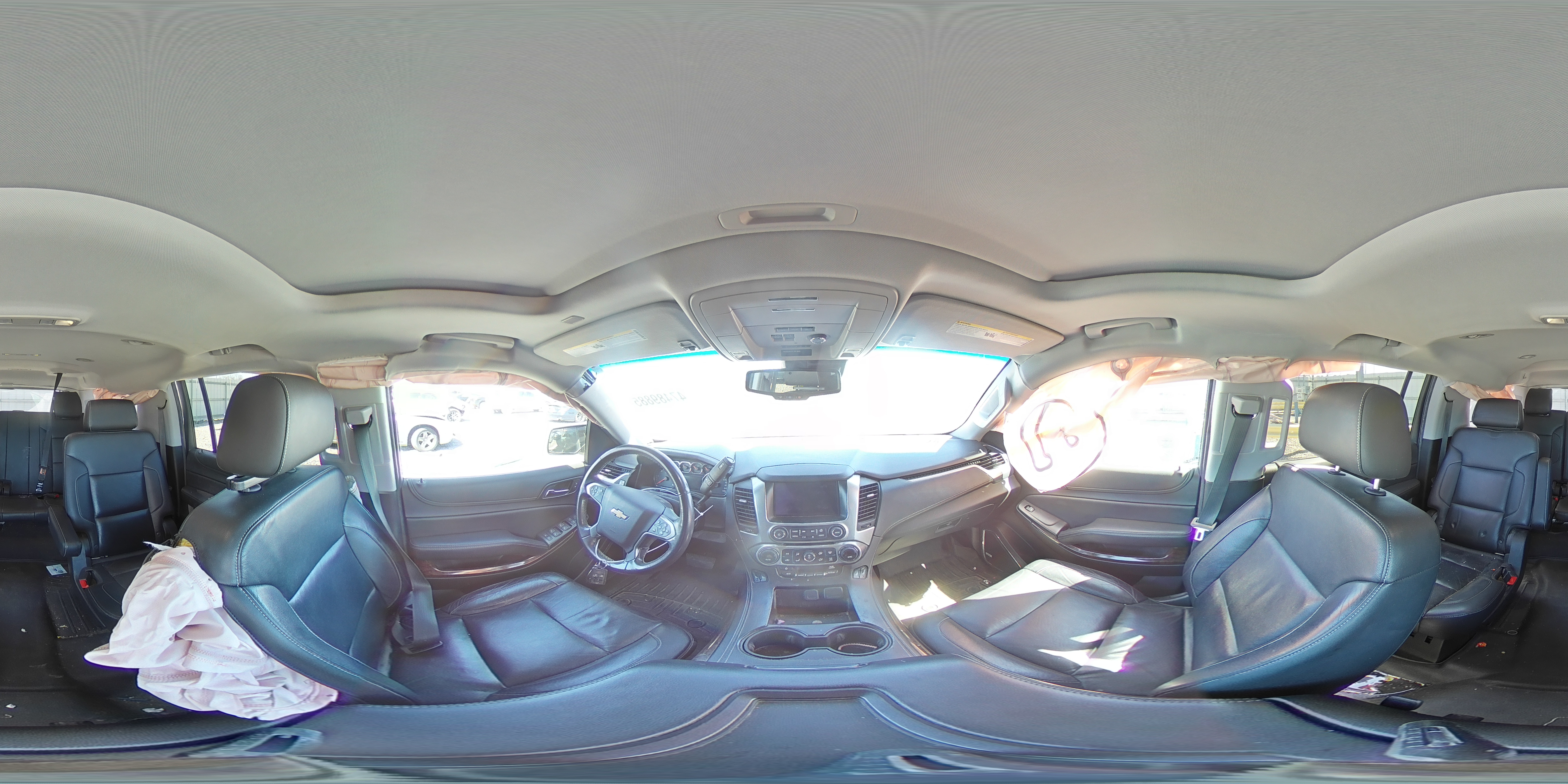 2019 Chevrolet Suburban - Image 13