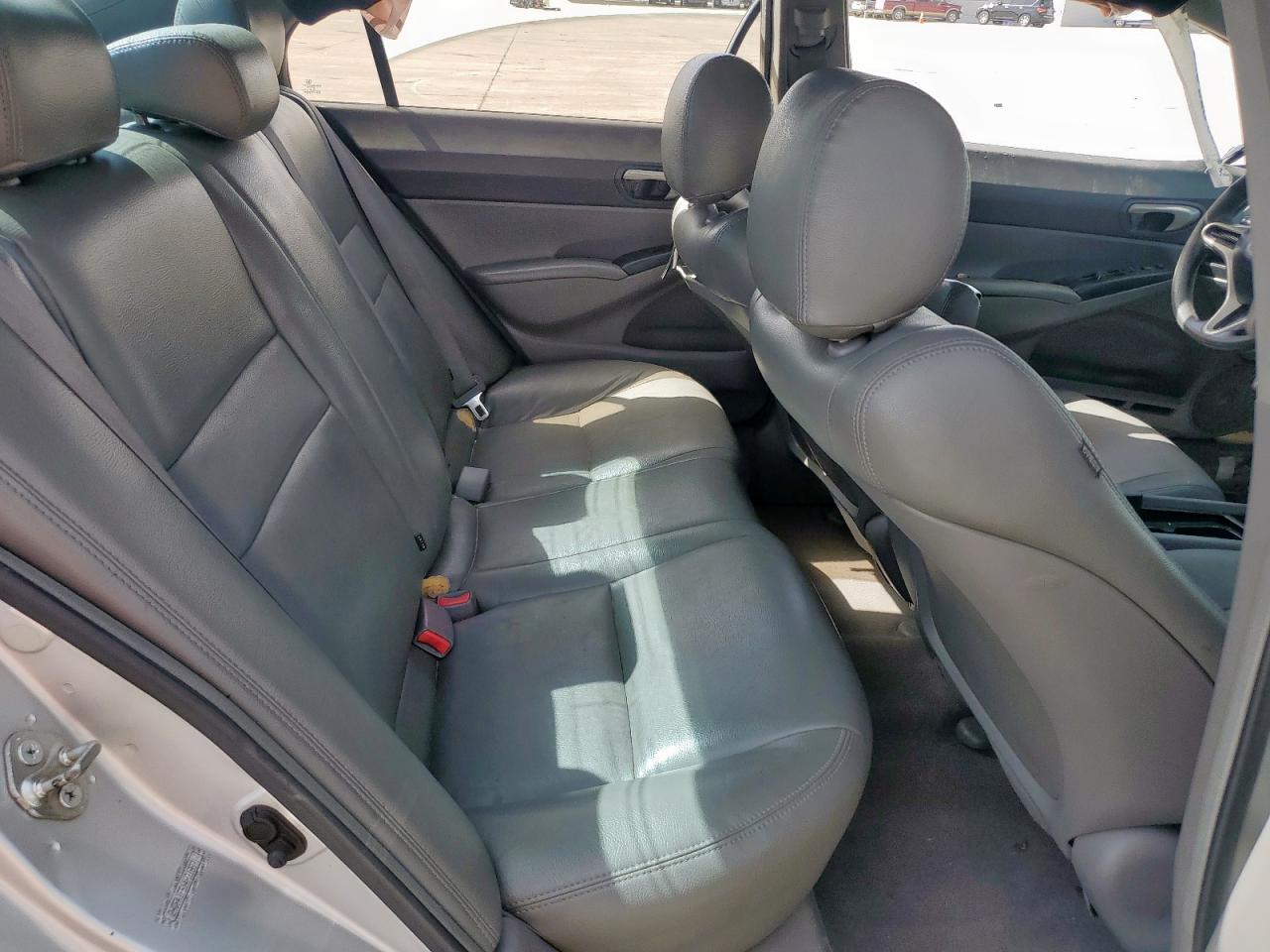 2010 Honda Civic - Image 11