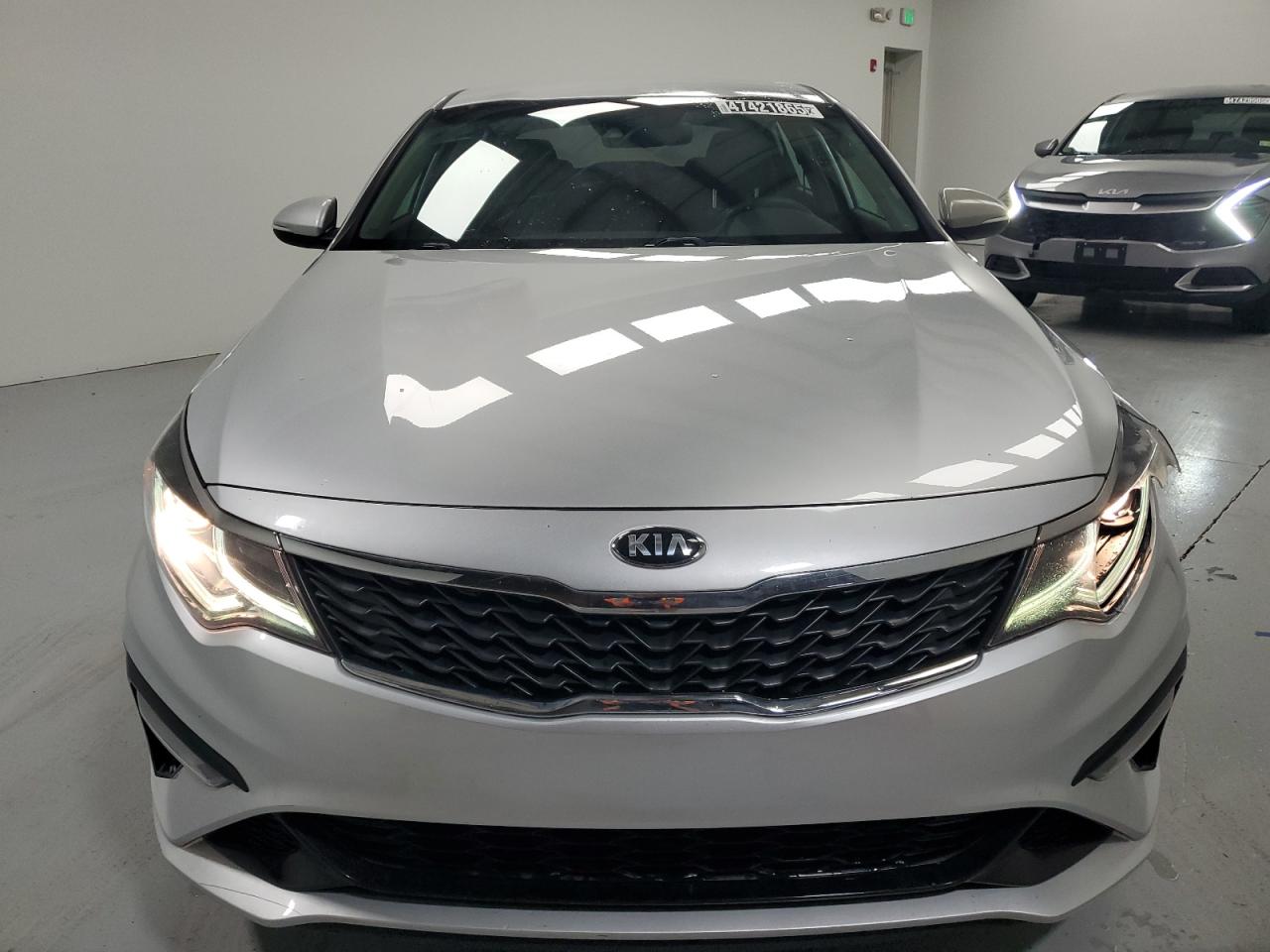 2020 Kia Optima - Image 5