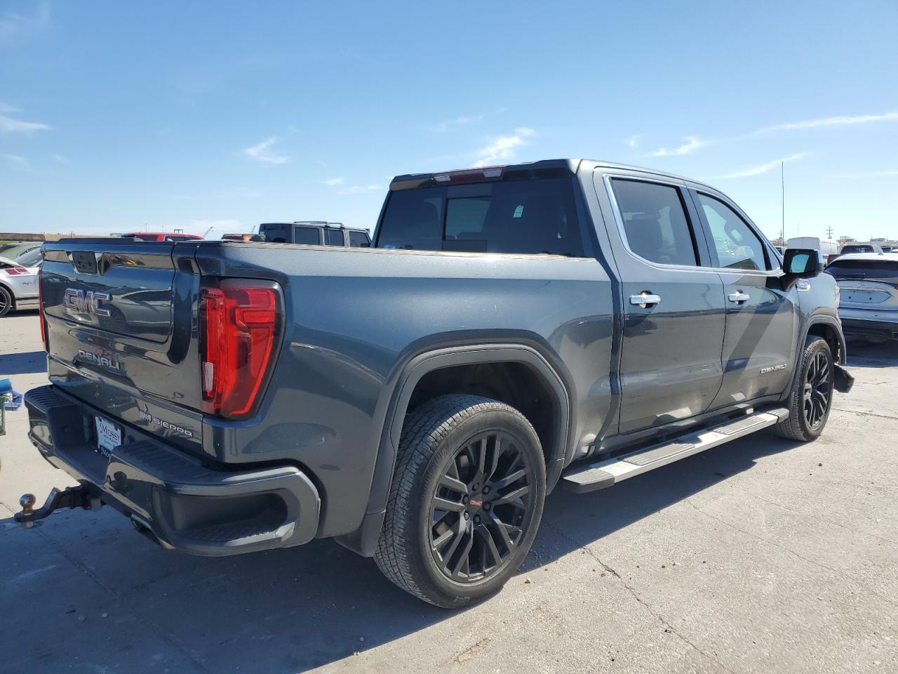 2020 GMC Sierra - Image 3