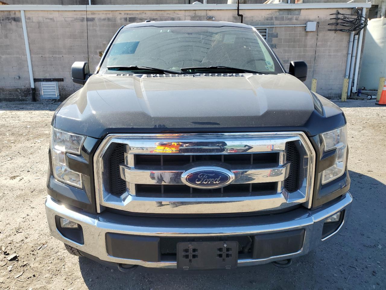 2015 Ford F-150 - Image 5