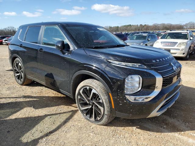  MITSUBISHI OUTLANDER 2023 Чорний