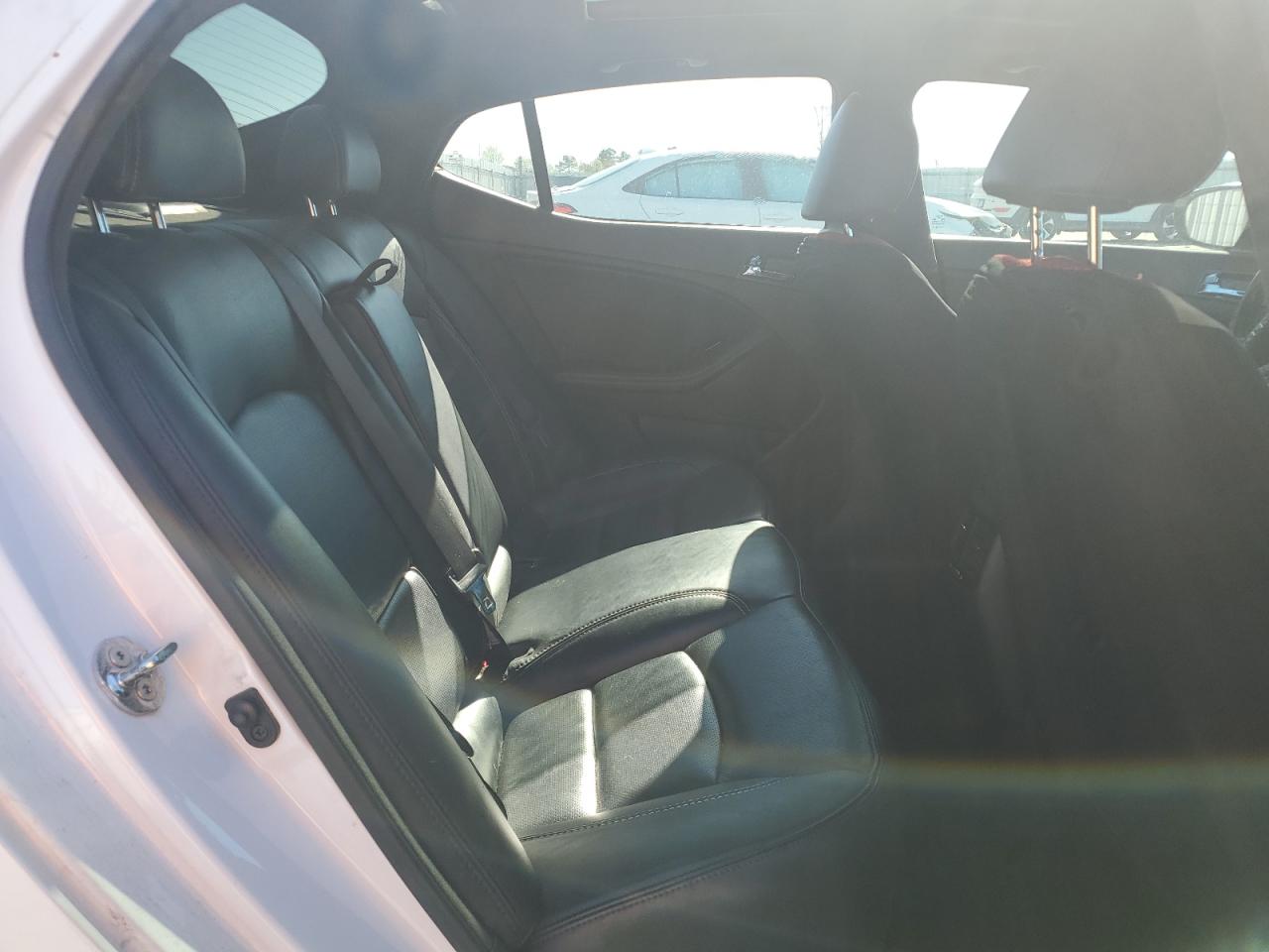 2013 Kia Optima - Image 10