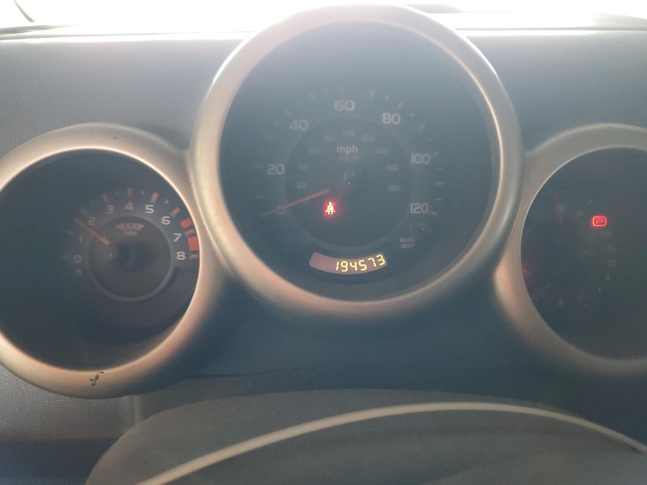2005 Honda Element - Image 9