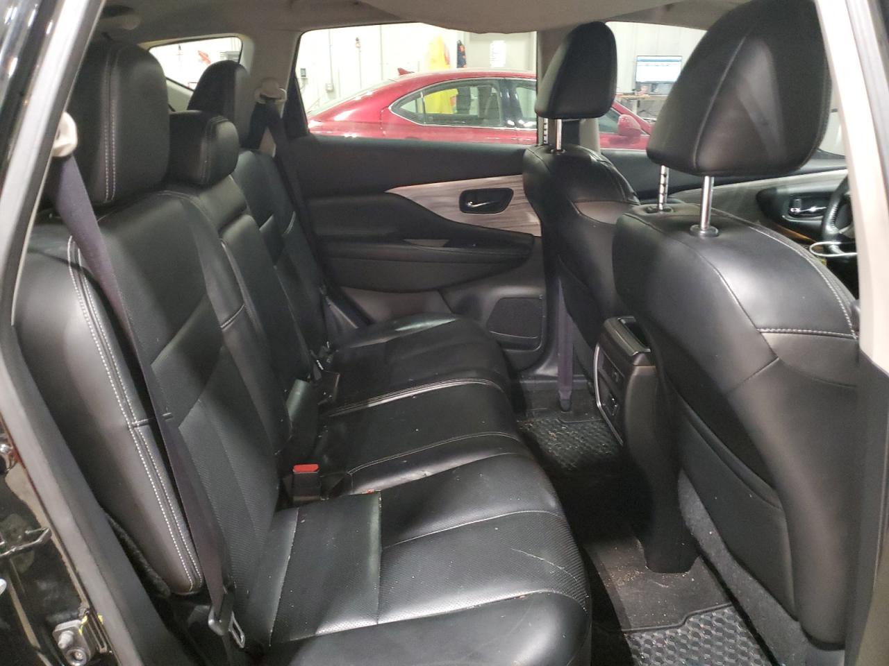 2015 Nissan Murano - Image 11