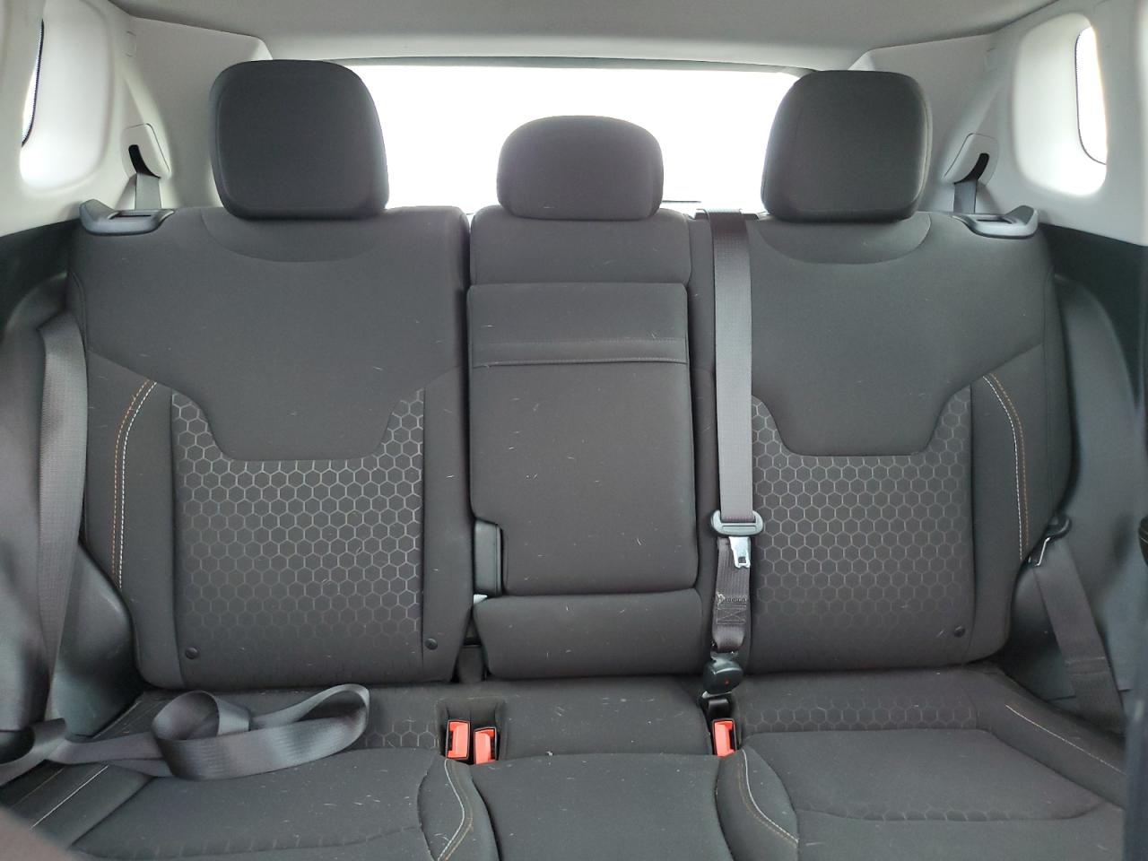 2018 Jeep Compass Sport VIN: 3C4NJCAB7JT425174 Lot: 46634805