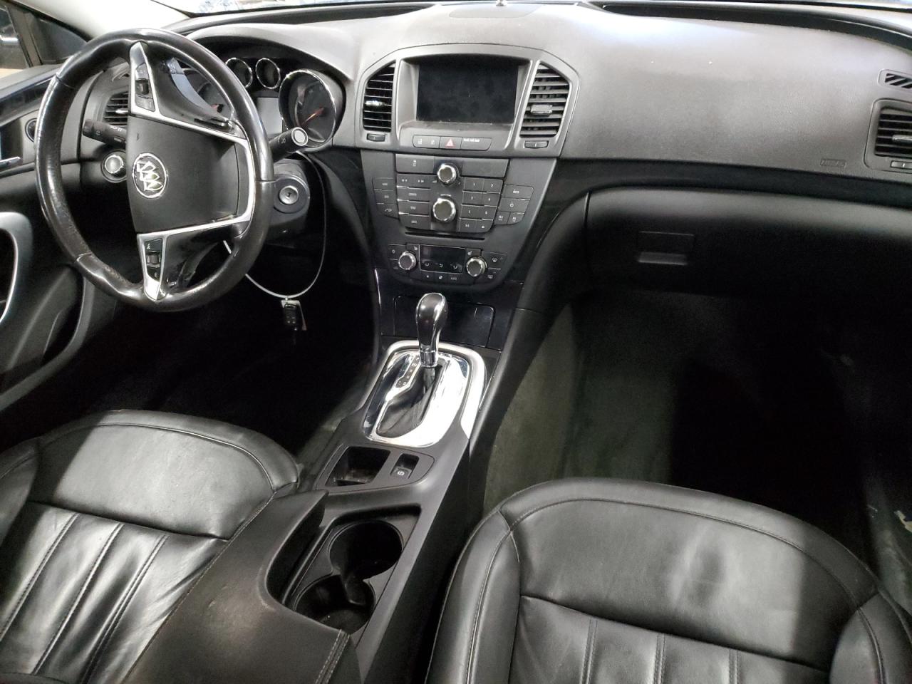 2012 Buick Regal - Image 8