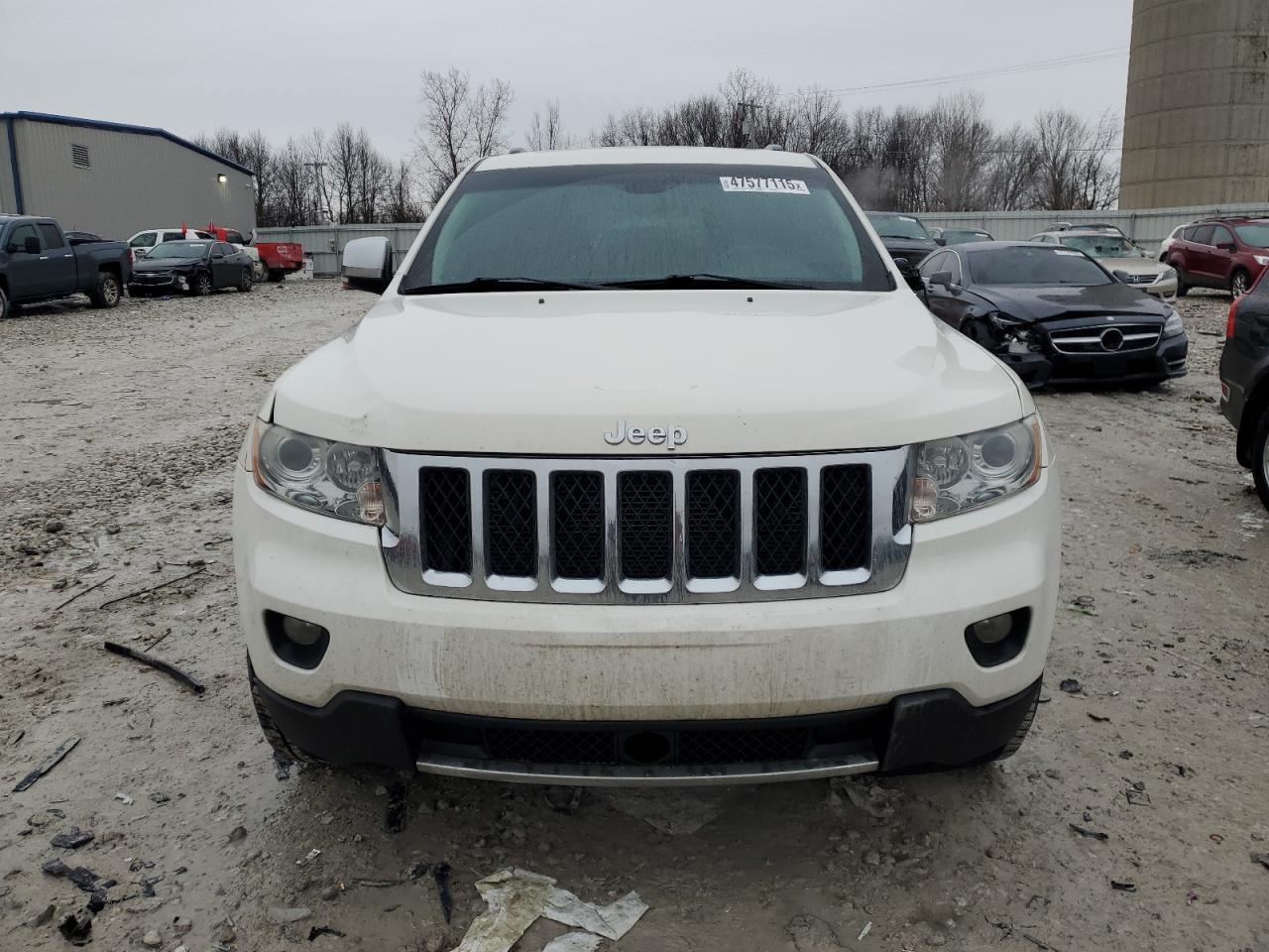 2011 Jeep Grand Cherokee - Image 5