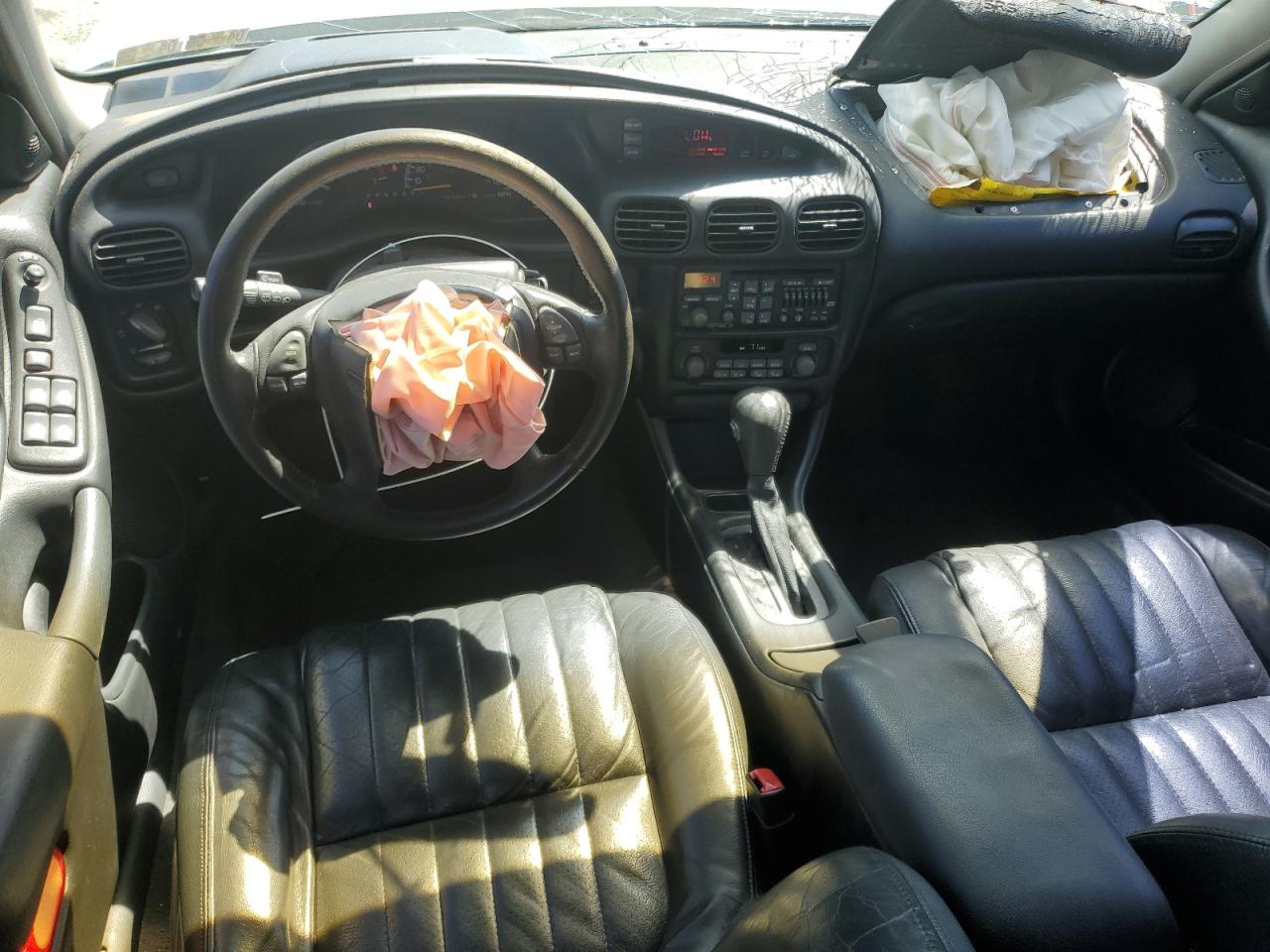 1998 Pontiac Grand Prix - Image 8