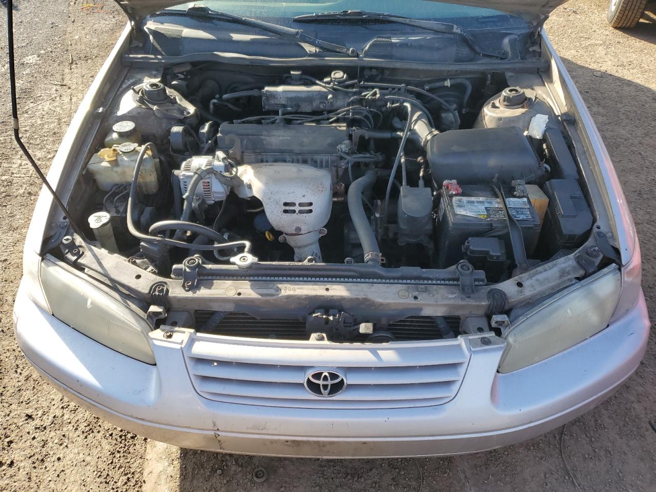 1999 Toyota Camry - Image 11