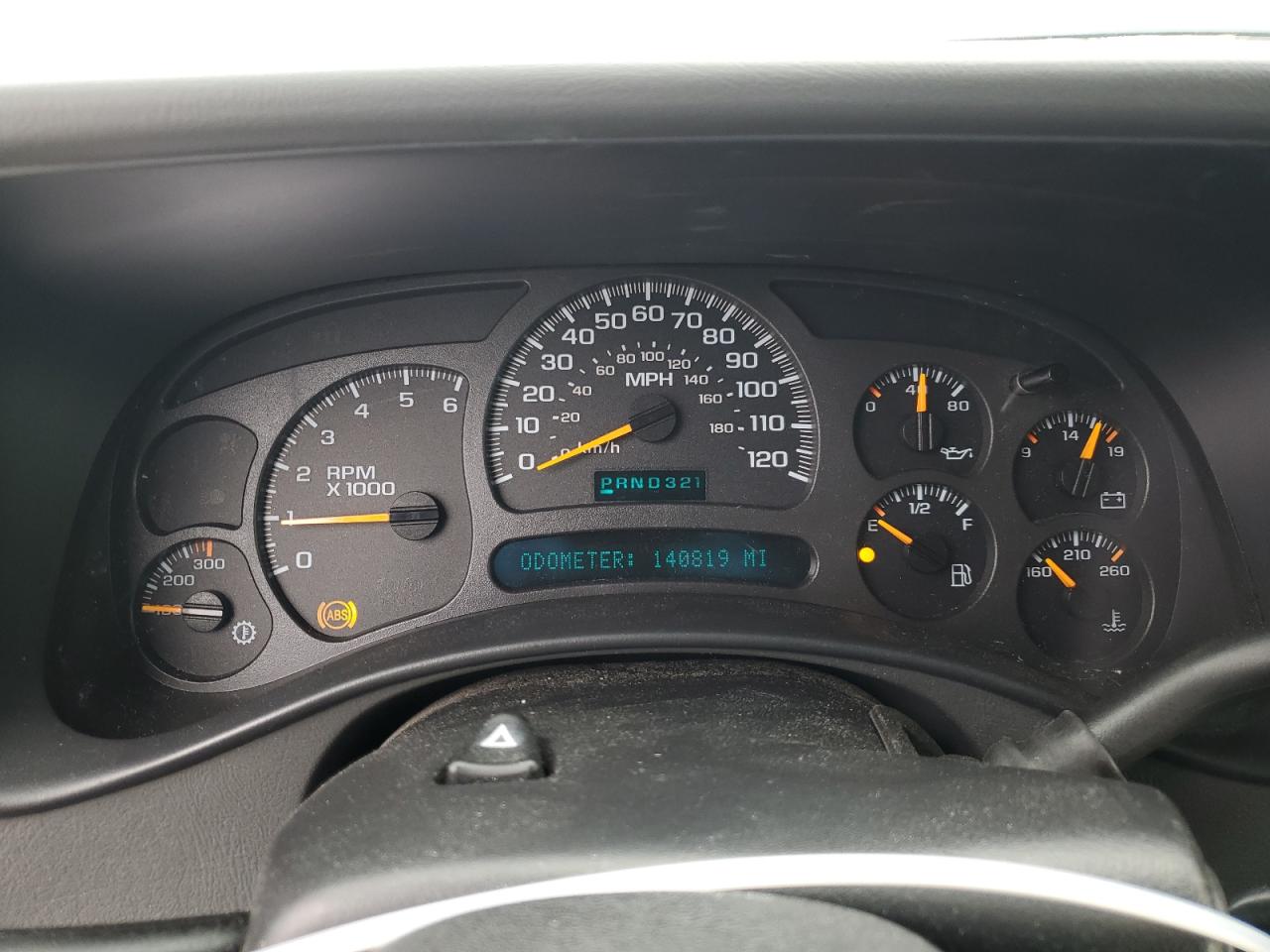 2004 GMC Sierra - Image 9