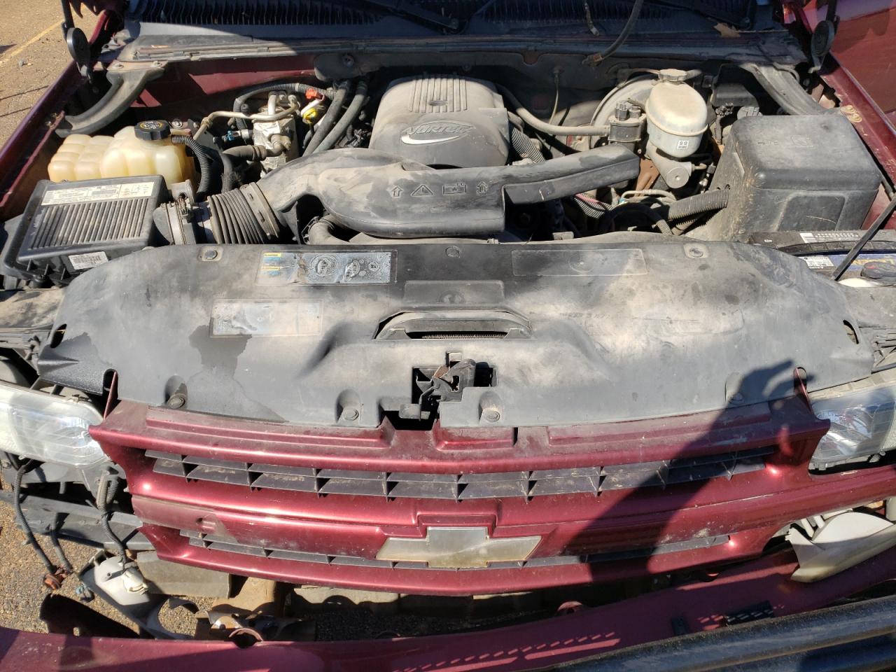 2003 Chevrolet Tahoe - Image 12