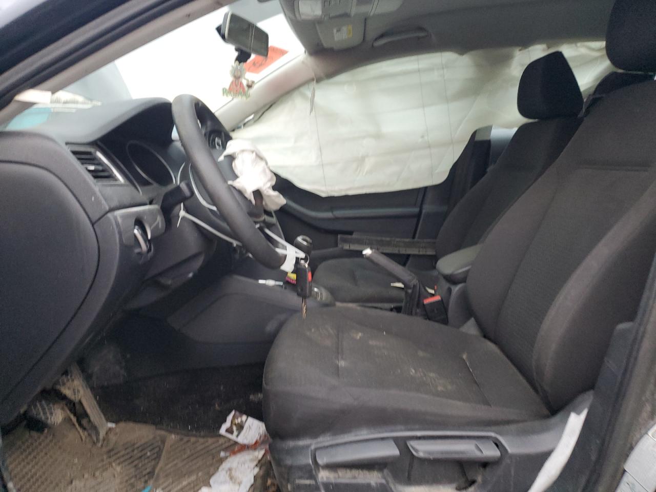 2015 Volkswagen Jetta - Image 7