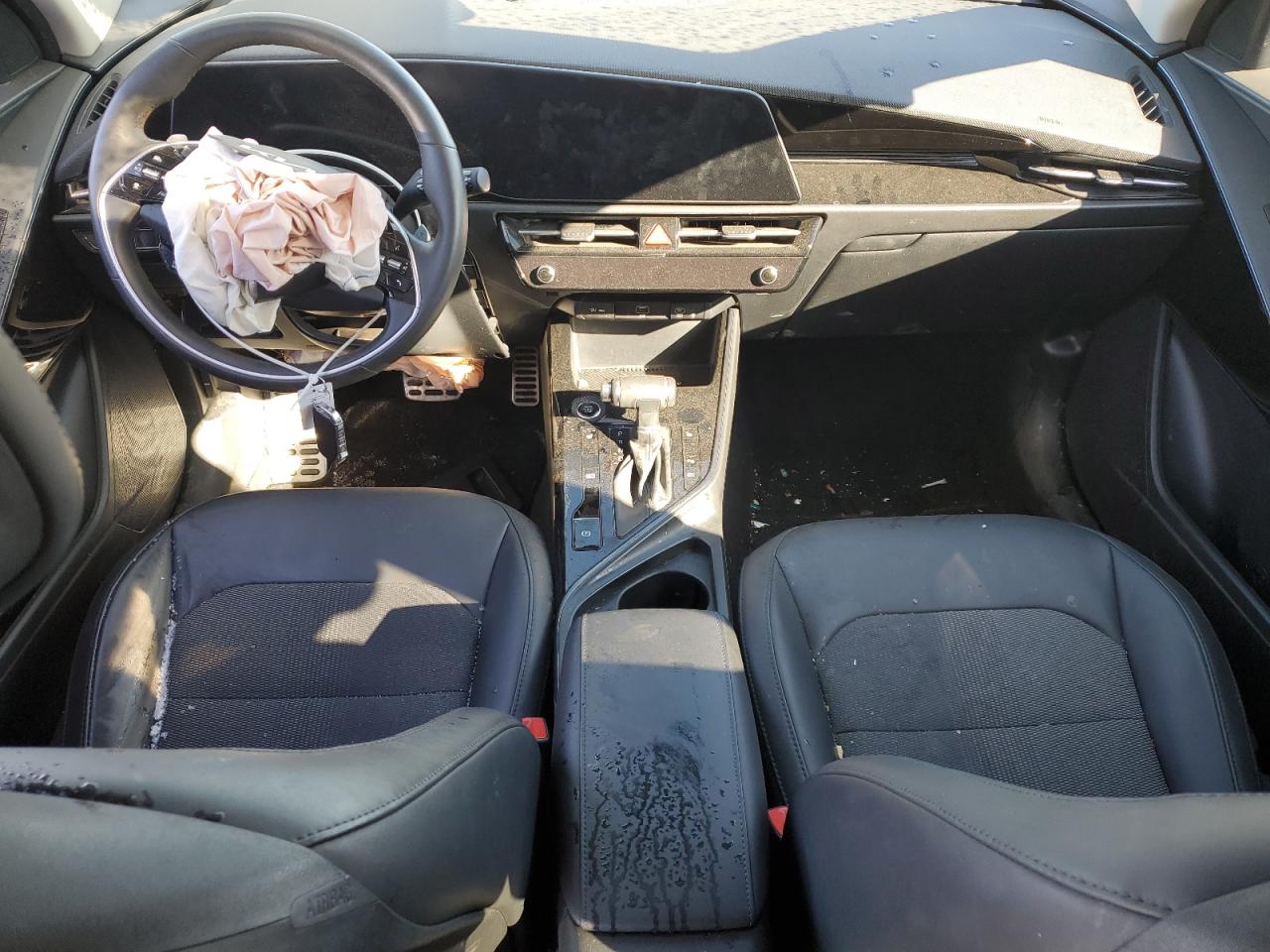 2023 Kia Niro - Image 8