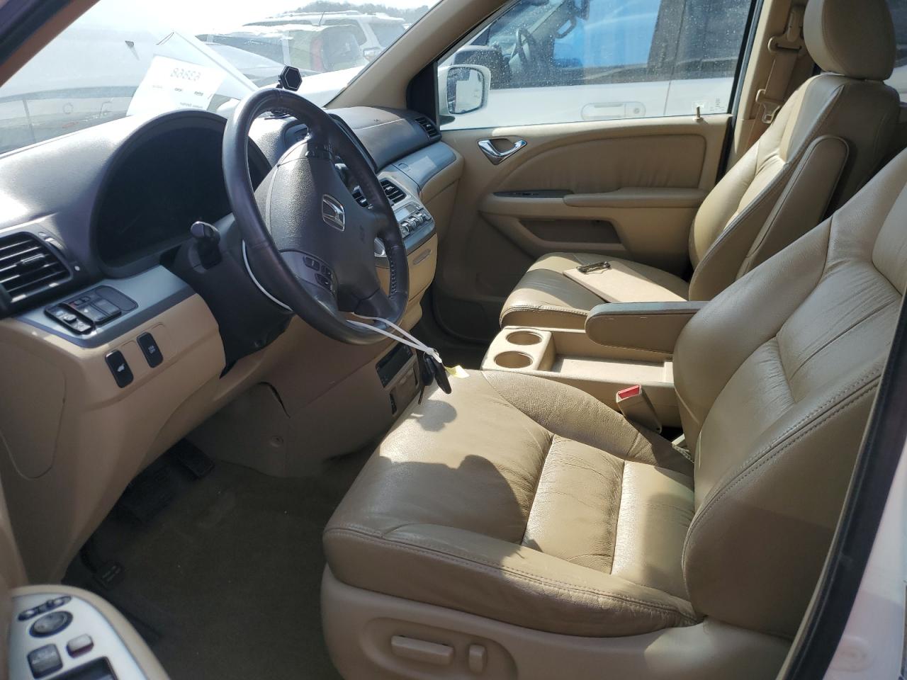 2010 Honda Odyssey - Image 7